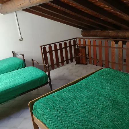 La Piazza فندق مبيت وإفطار *